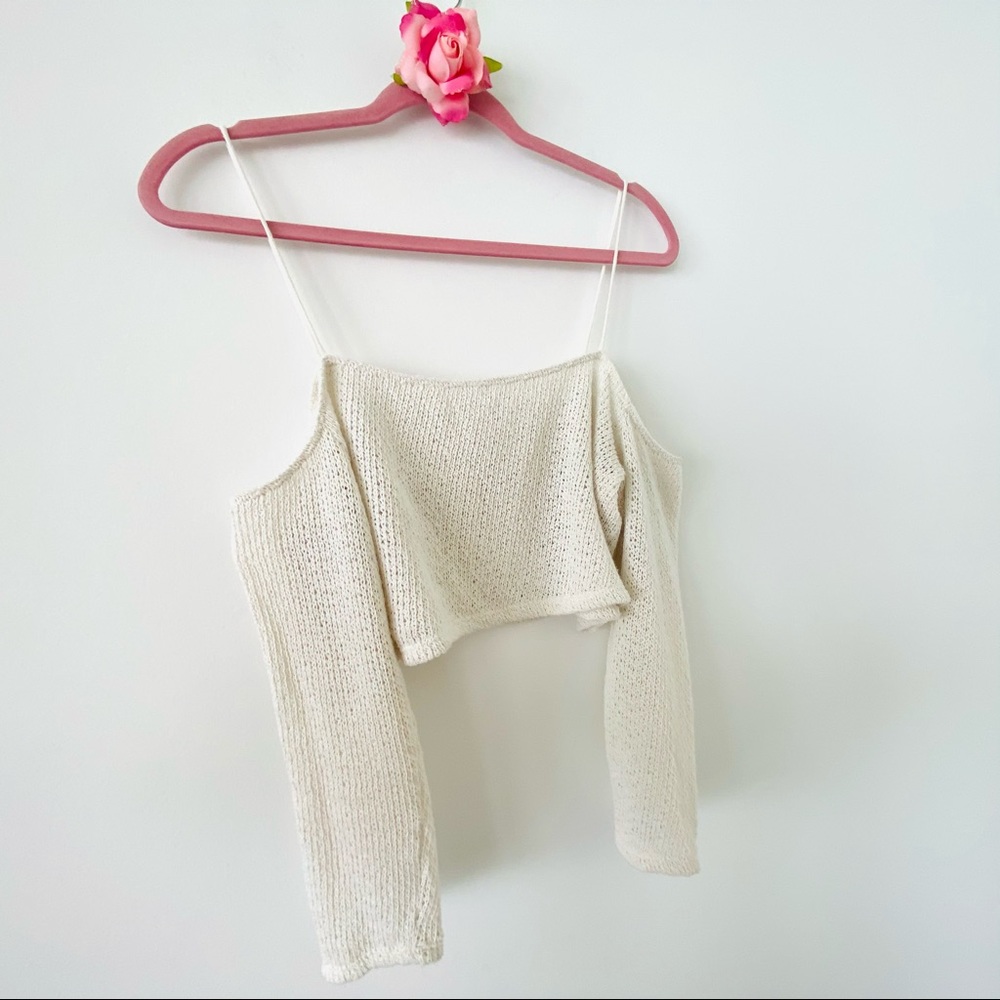 Pretty Cold Shoulder Knit Crop Top View 3